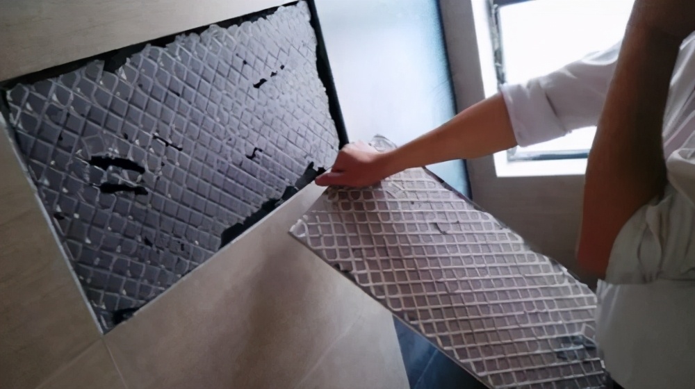 厨房瓷砖空鼓最佳补救方法是什么(厨房墙砖空鼓严重会掉下来吗?) 厨房瓷砖空鼓最佳补救方法是什么(厨房墙砖空鼓严重会掉下来吗?)